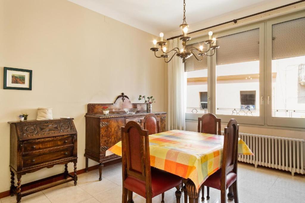 Figueres Old Town Apartment מראה חיצוני תמונה