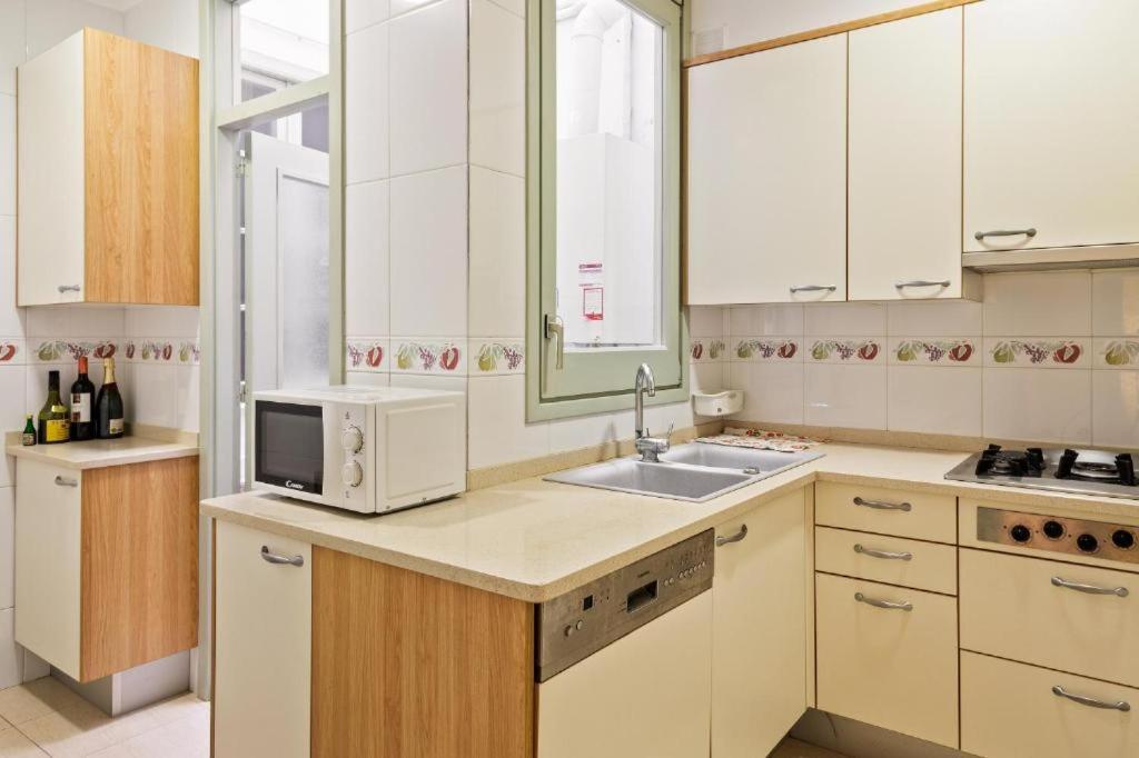 Figueres Old Town Apartment מראה חיצוני תמונה