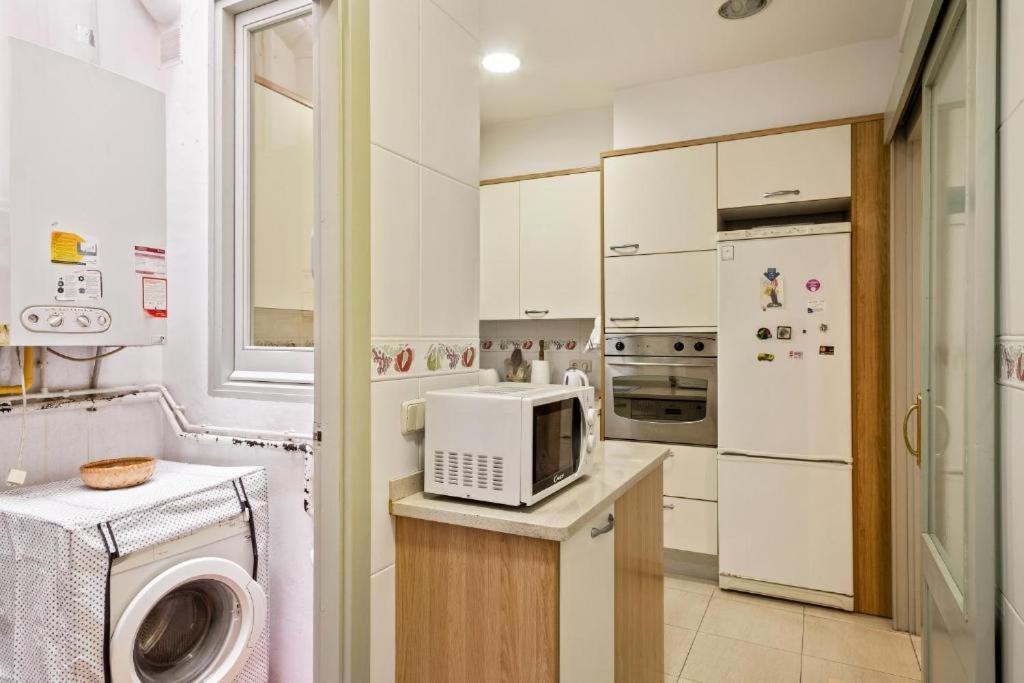 Figueres Old Town Apartment מראה חיצוני תמונה