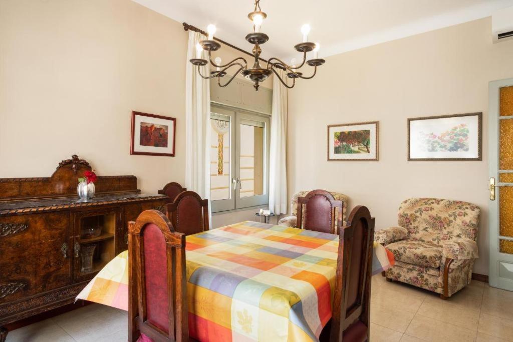 Figueres Old Town Apartment מראה חיצוני תמונה